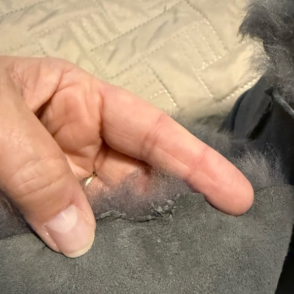 UGG Mini Bailey Button Boot - Picture 7 of 7